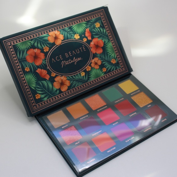 HP🎉🎊 Ace Beaute | Nostalgia 15 pan palette - Picture 3 of 8